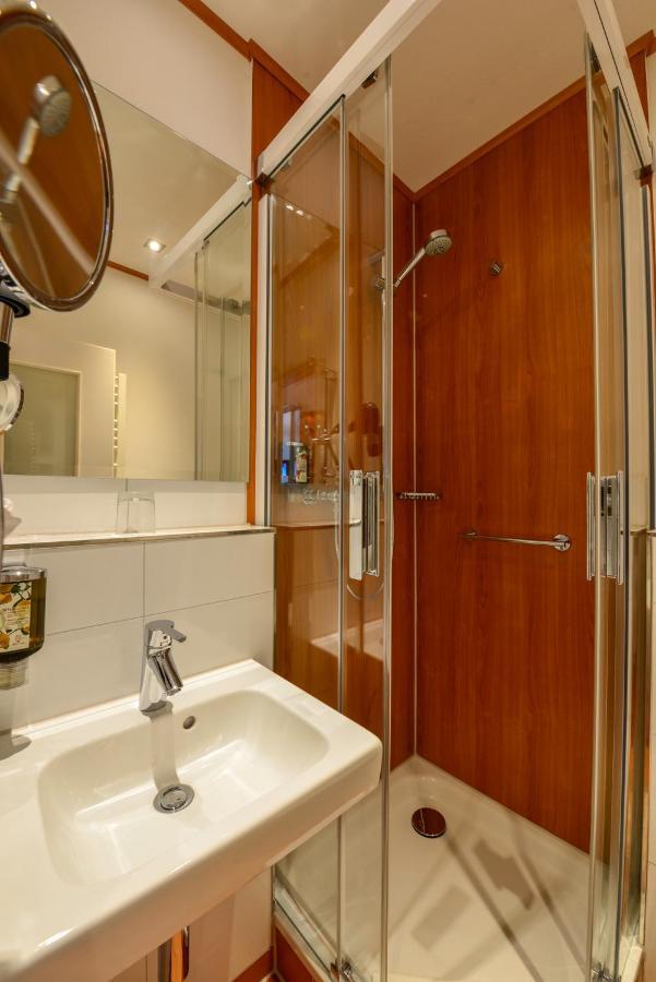 Celler Hof Hotel Luaran gambar