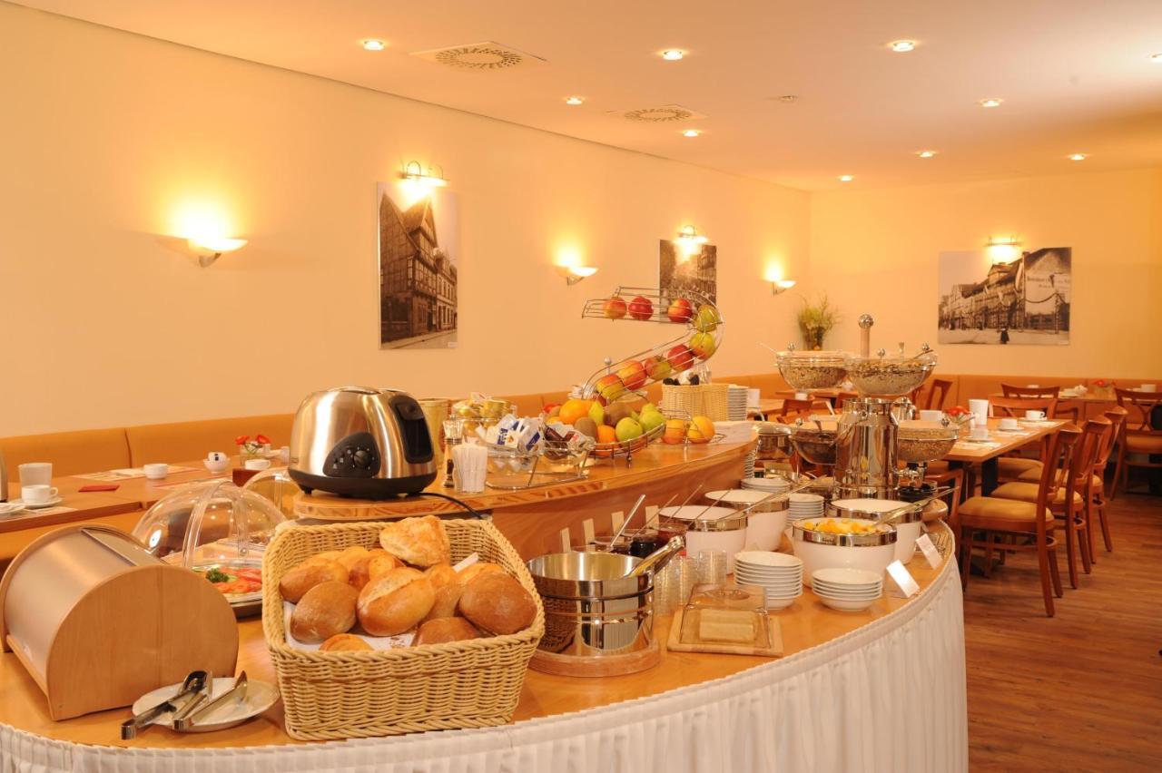 Celler Hof Hotel Restoran gambar