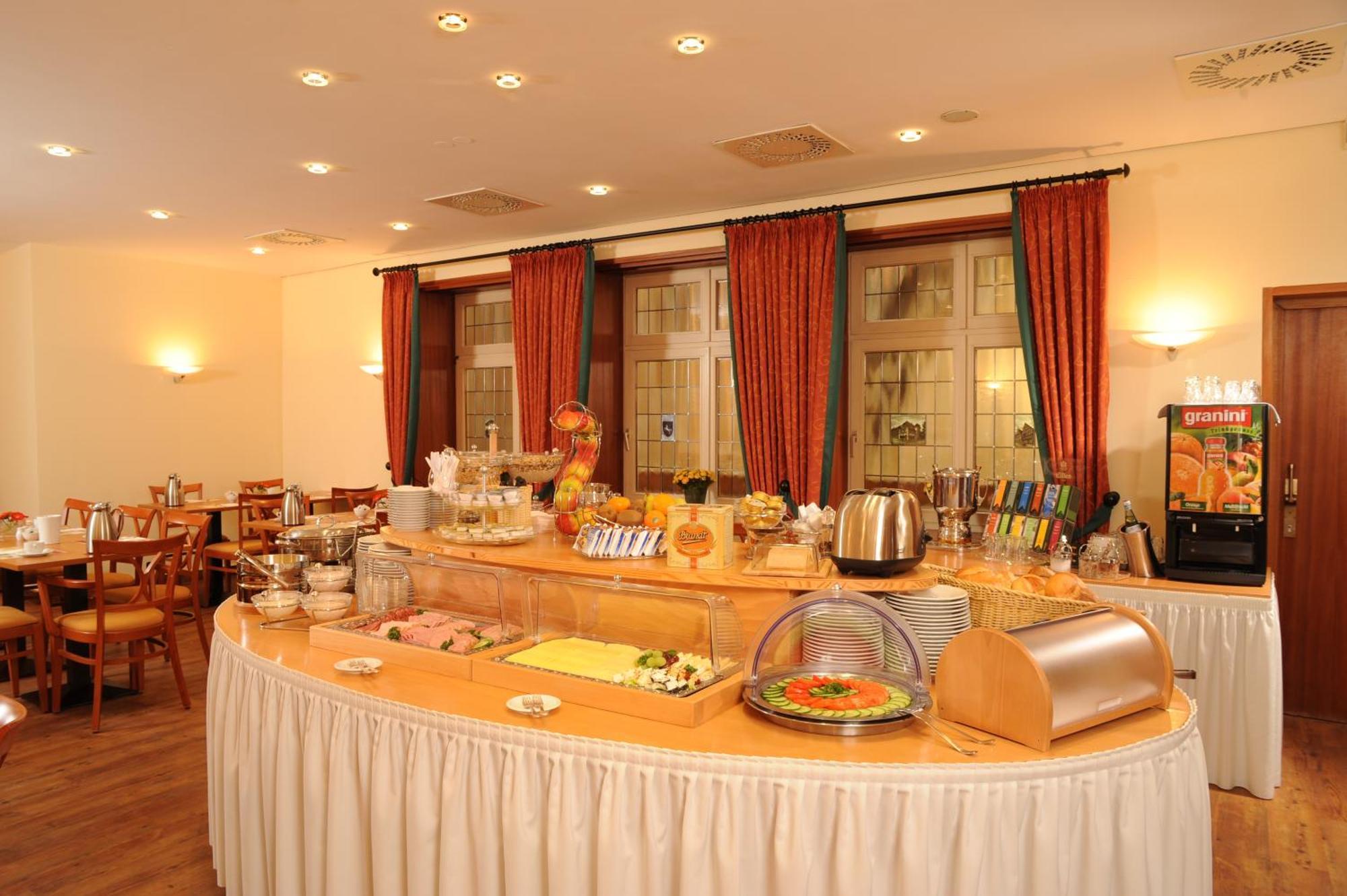 Celler Hof Hotel Luaran gambar